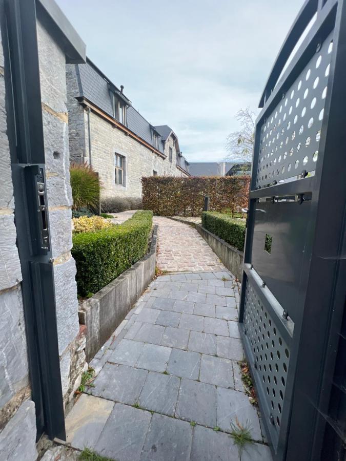 Le Presbytere De Sautour Экстерьер фото
